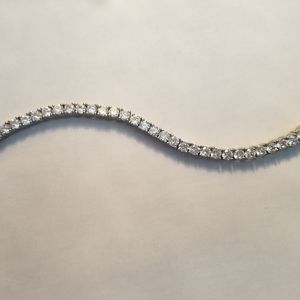 Cubic Zirconia Embedded Bracelet